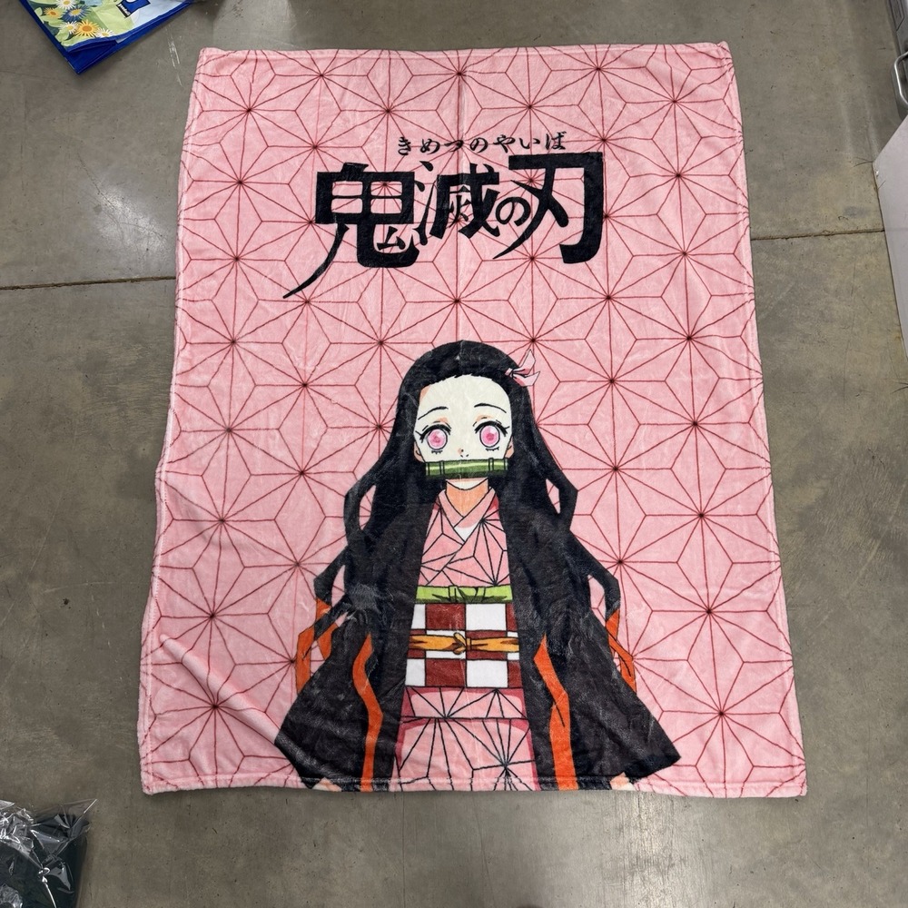 Demon Slayer Nezuko Plush Throw Blanket Pink Anime Kimetsu no Yaiba
